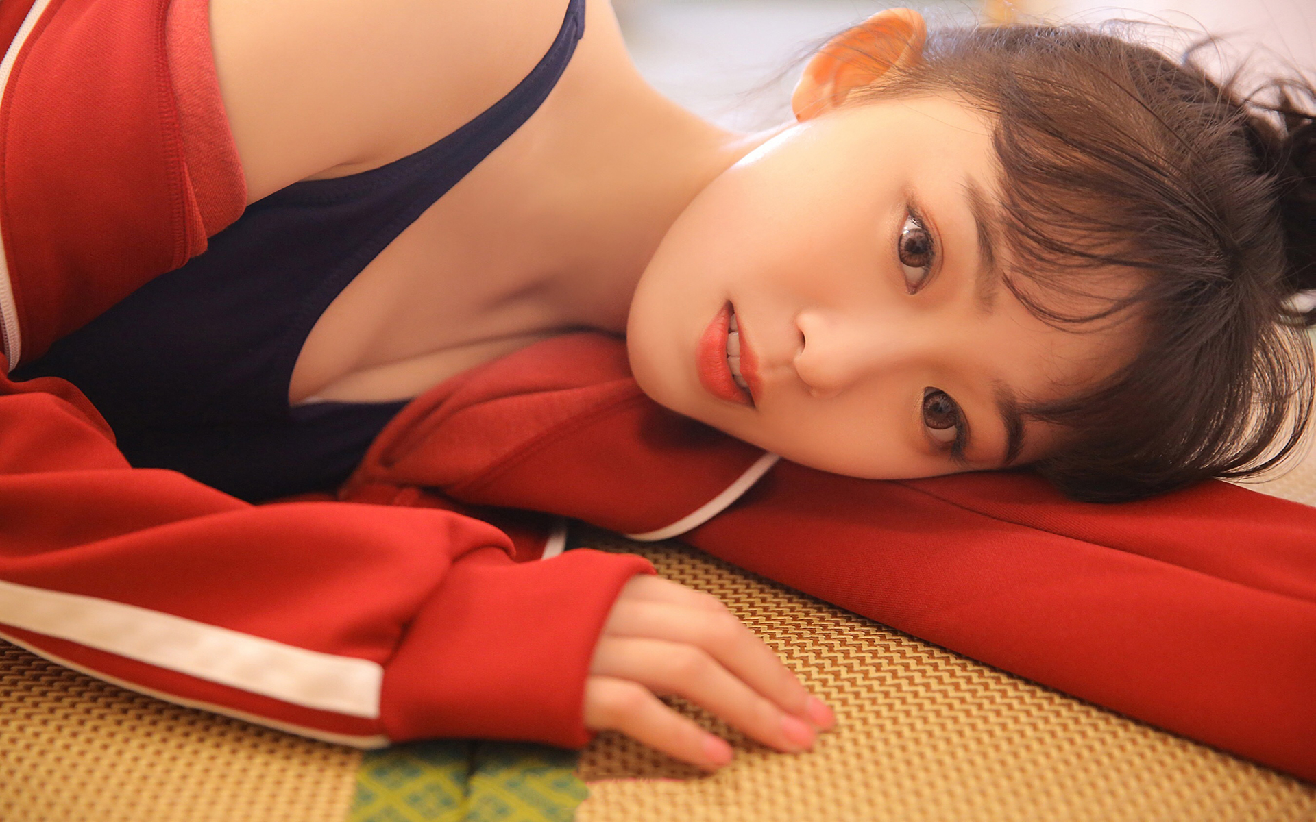 随机美女图片